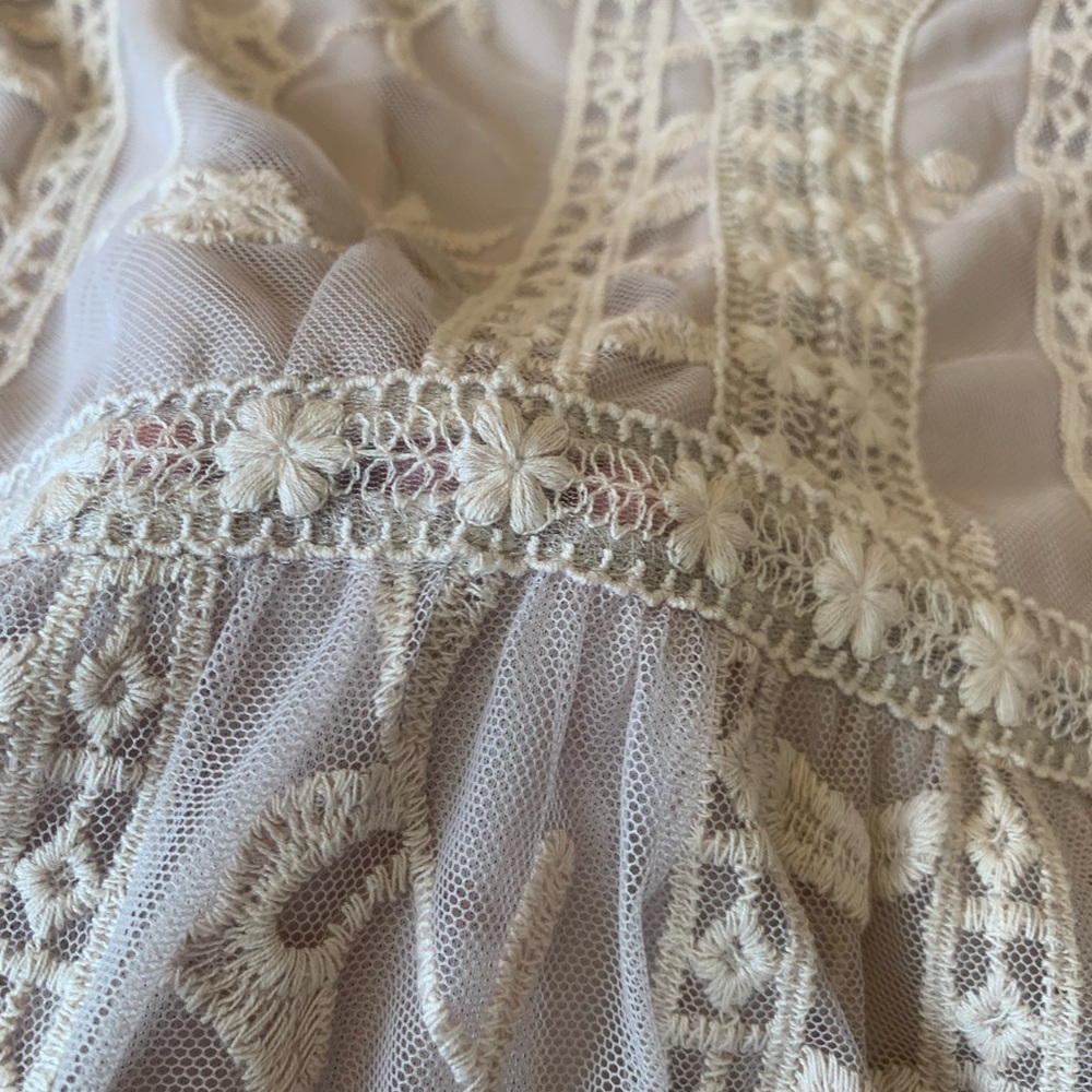 Easel Dress Small Beige Lace Overlay Boho Croquette girl Lined Embroidered - Picture 4 of 12